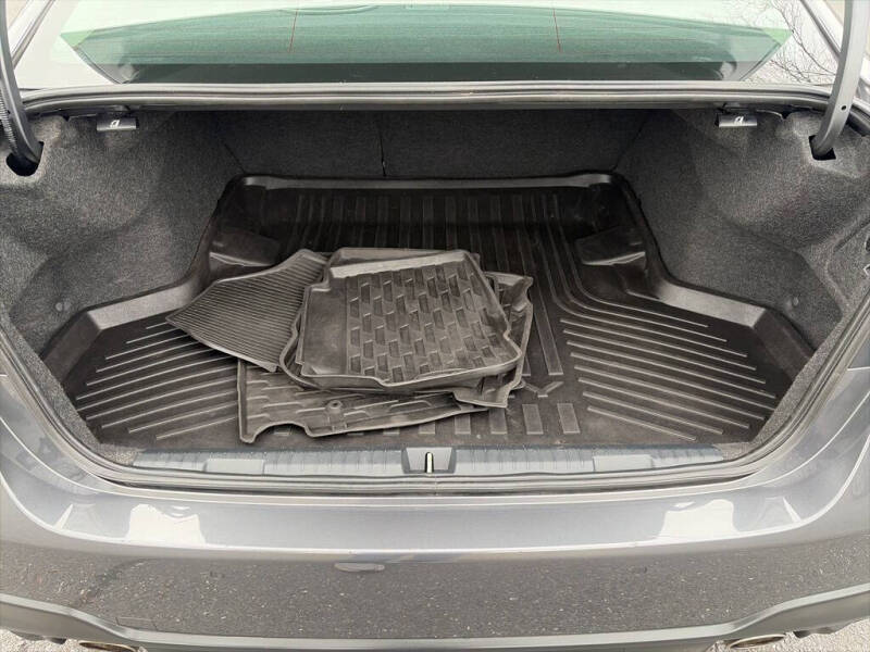 2022 Subaru Legacy Touring XT