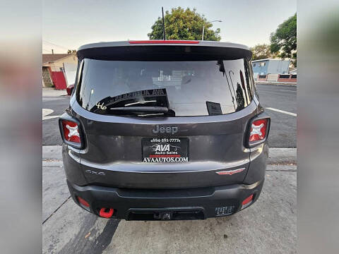 2016 Jeep Renegade Trailhawk