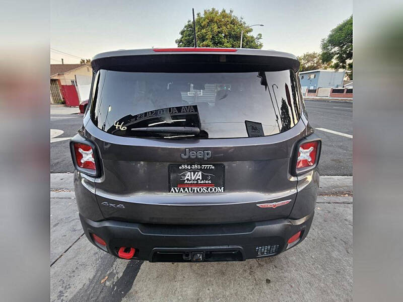 2016 Jeep Renegade Trailhawk