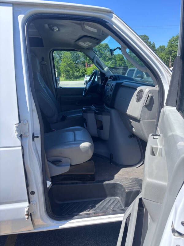 2013 Ford E-Series E-150
