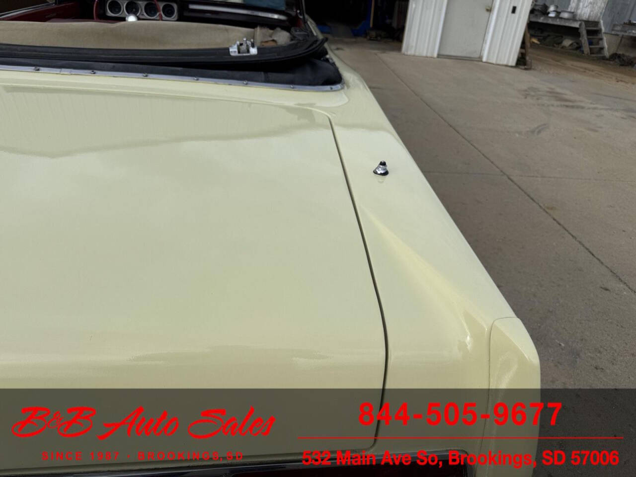 1963 Pontiac LeMans 81