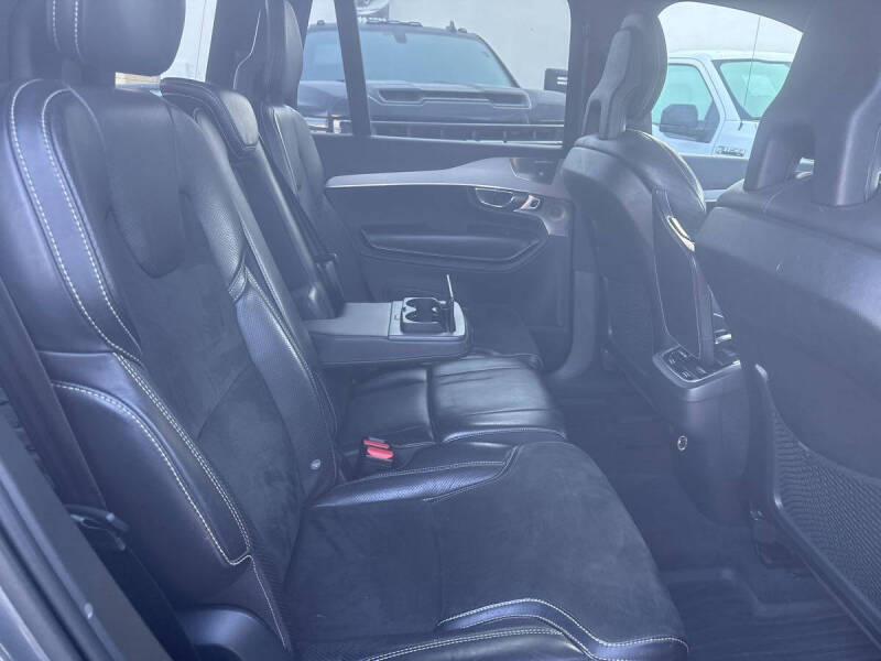 2016 Volvo XC90 T6 R-Design