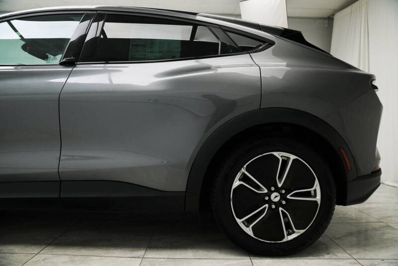 2021 Ford Mustang Mach-E Select