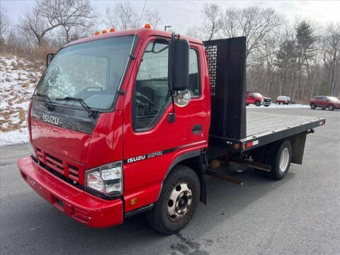 2007 Isuzu NPR for sale at CLASSIC AUTO SALES in Holliston MA