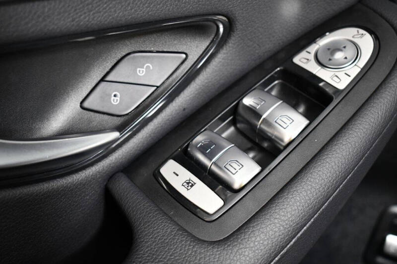 2021 Mercedes-Benz GLC GLC 300 4MATIC