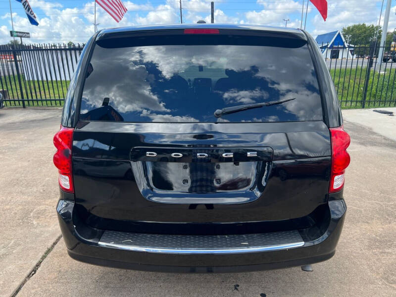 2015 Dodge Grand Caravan SE