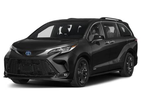 2021 Toyota Sienna for sale at Everyone's Financed At Borgman - BORGMAN OF HOLLAND LLC in Holland MI