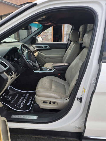 2011 Ford Explorer Limited