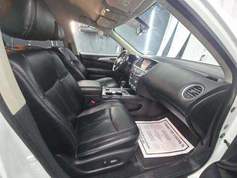 2018 Nissan Pathfinder SL