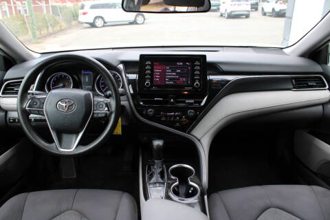 2022 Toyota Camry LE