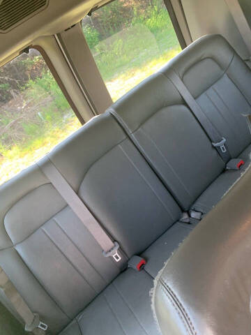 2017 Chevrolet Express LS 3500