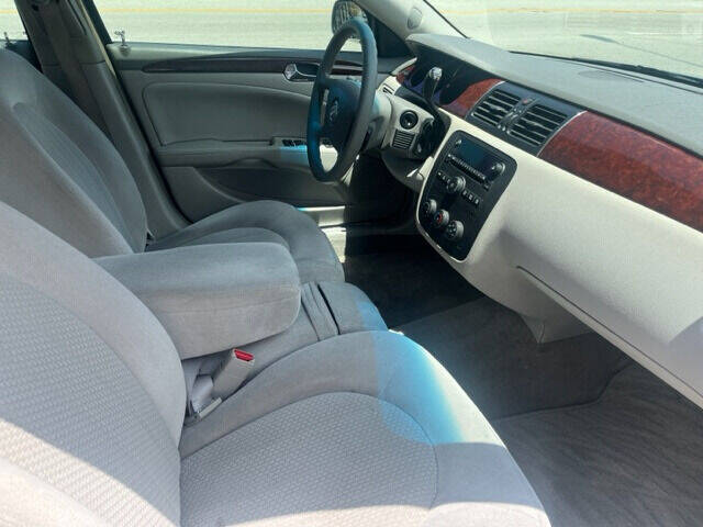2006 Buick Lucerne  - $5,999