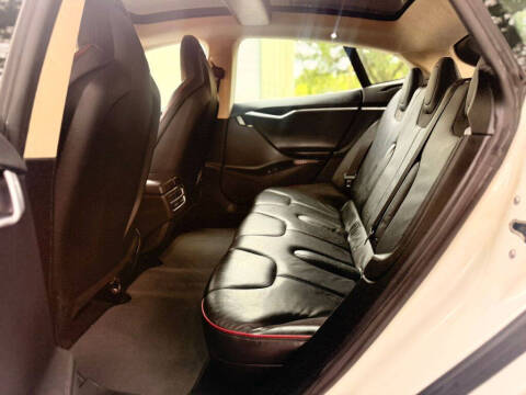 2013 Tesla Model S Performance