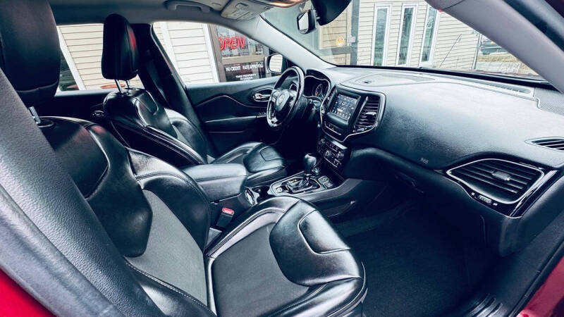 2020 Jeep Cherokee Altitude