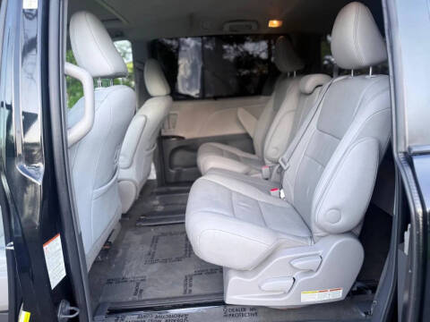 2015 Toyota Sienna