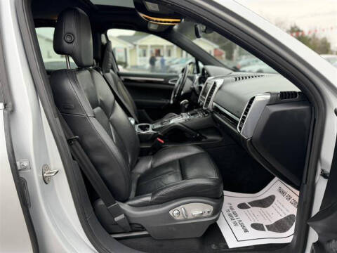 2012 Porsche Cayenne S