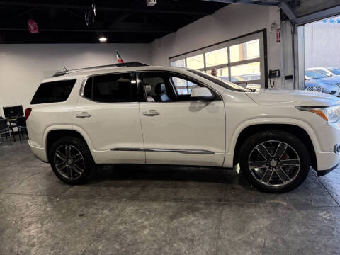 2018 GMC Acadia Denali