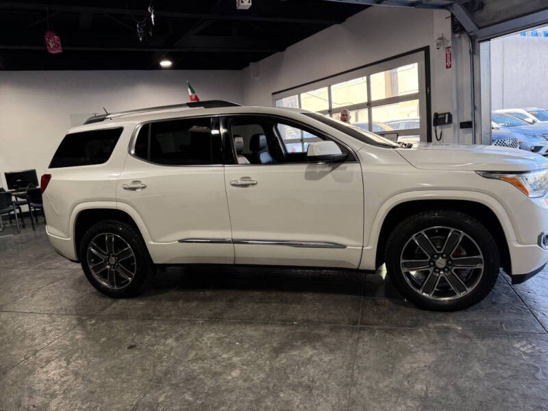 2018 GMC Acadia Denali