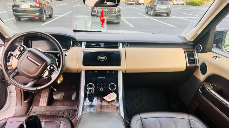 2019 Land Rover Range Rover Sport HSE photo 5