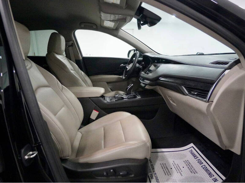 2020 Cadillac XT4 Premium Luxury