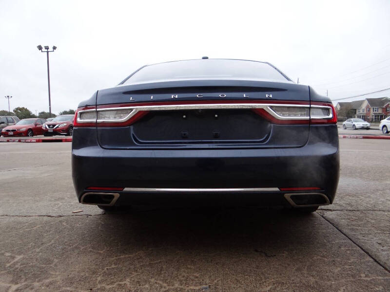 2017 Lincoln Continental Reserve
