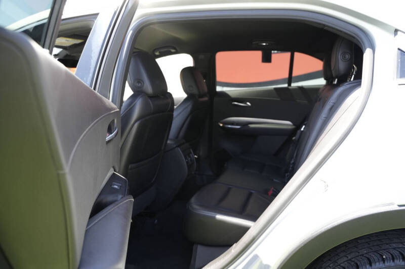 2021 Cadillac XT4 Premium Luxury