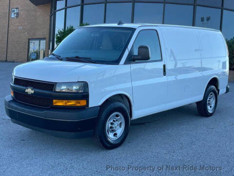 2022 Chevrolet Express 2500