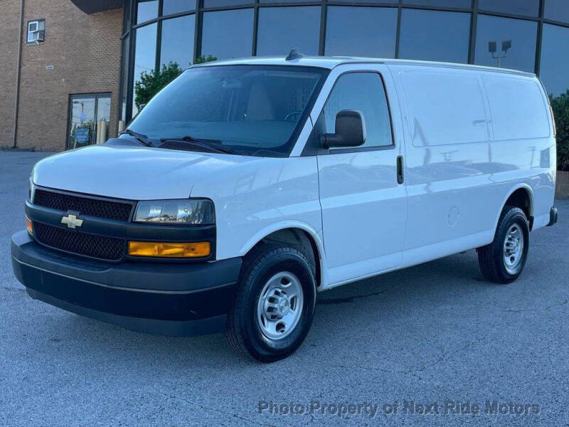 2022 Chevrolet Express 2500