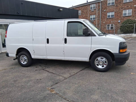 2019 Chevrolet Express 2500