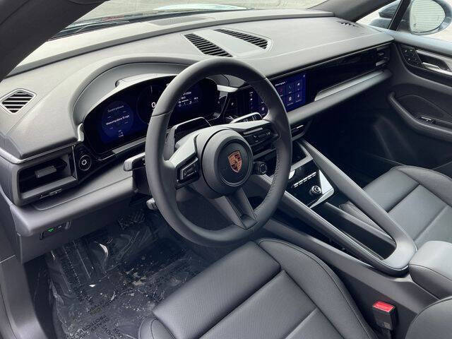2026 Porsche Macan 4 Electric
