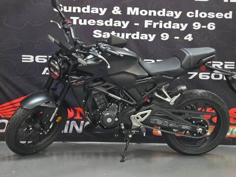 2025 Honda CB300R ABS