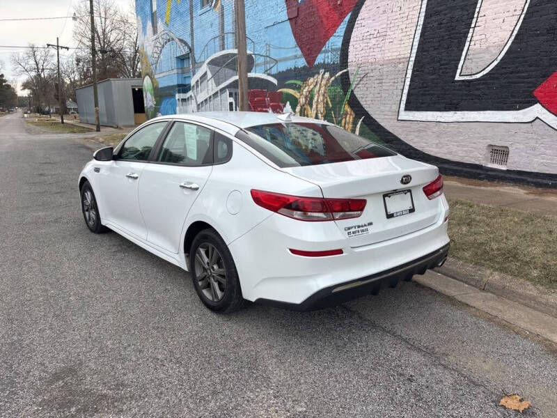 2019 Kia Optima LX