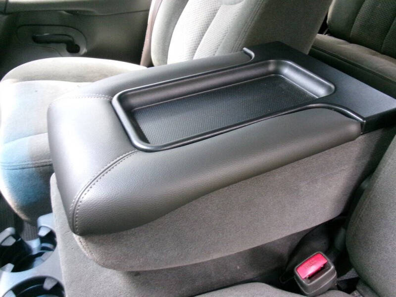 2004 Chevrolet Silverado 1500 LS