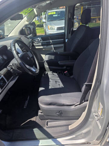 2010 Dodge Grand Caravan SXT