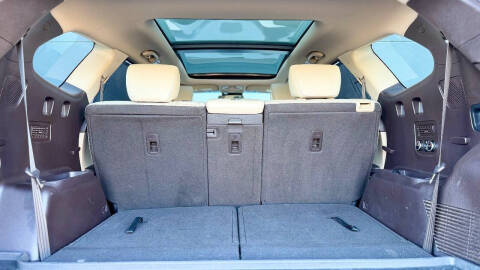 2017 Hyundai Santa Fe Limited Ultimate