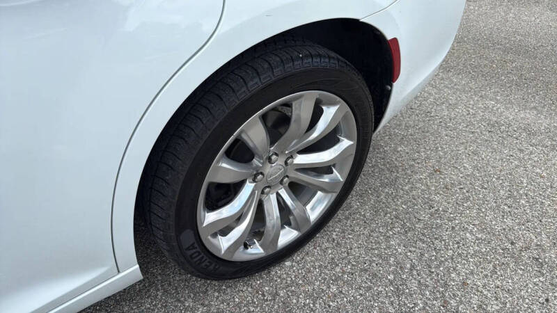 2018 Chrysler 300 Limited