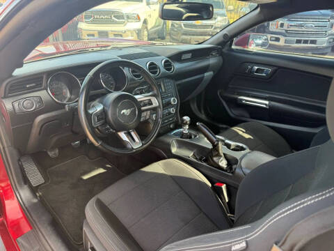 2015 Ford Mustang V6