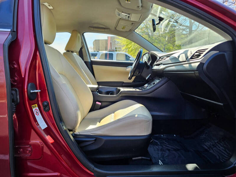 2011 Lexus CT 200h