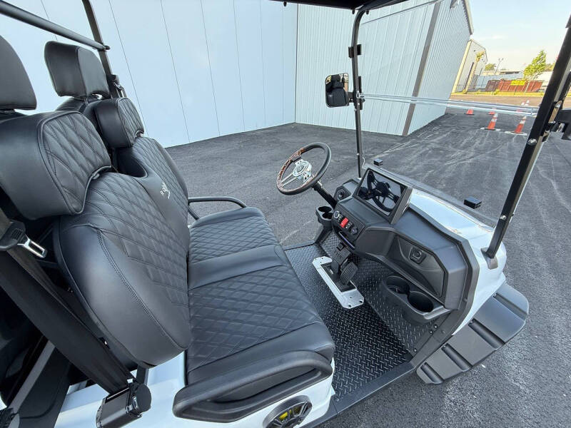 2026 ROYAL   F-Series