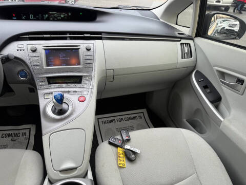 2014 Toyota Prius Five