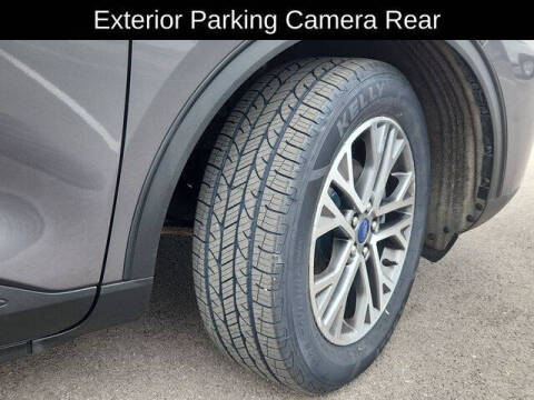 2022 Ford Escape SEL