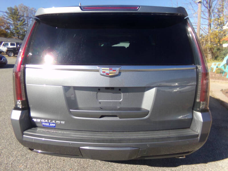 2018 Cadillac Escalade Luxury