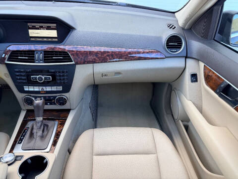 2014 Mercedes-Benz C-Class C 250 Luxury