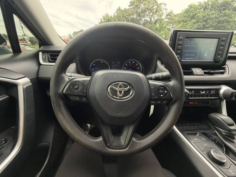 2019 Toyota RAV4 Hybrid LE