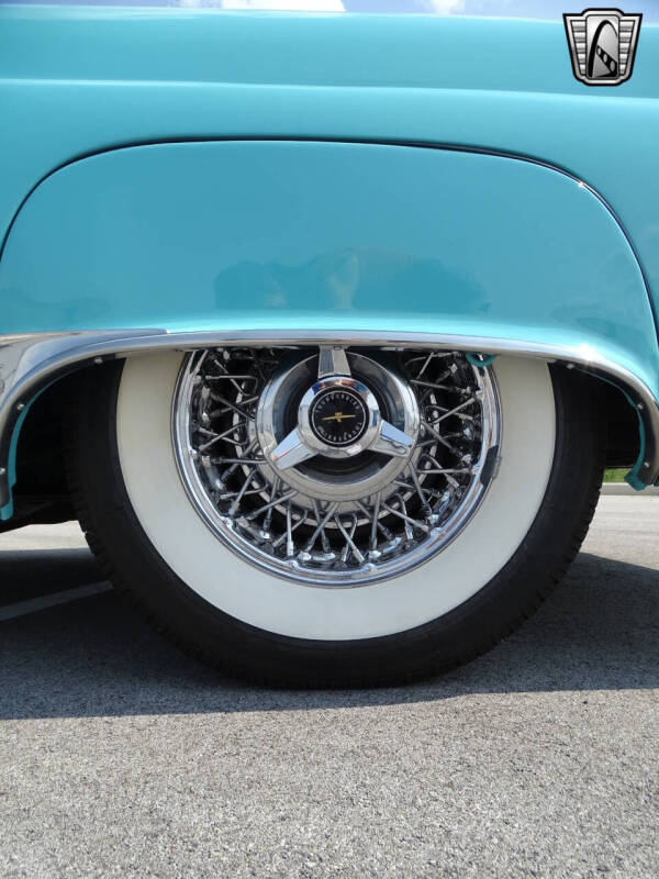 1955 Ford Thunderbird