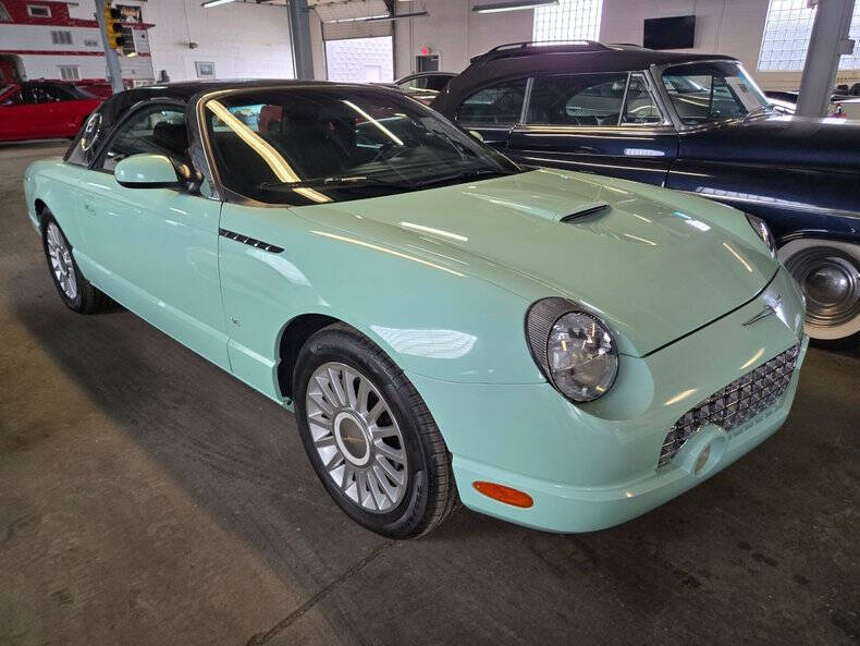 2004 Ford Thunderbird Deluxe