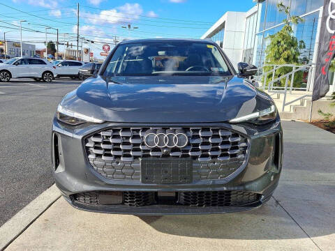 2025 Audi Q5 quattro Premium Plus TFSI