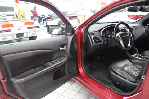 2013 Chrysler 200 Limited