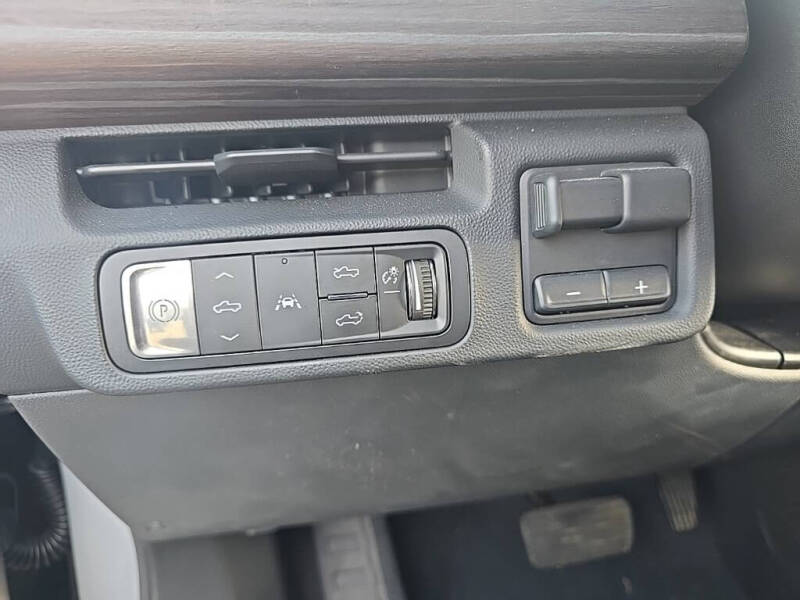 2025 GMC Sierra EV Denali