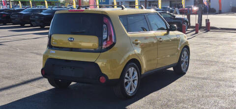 2015 Kia Soul +